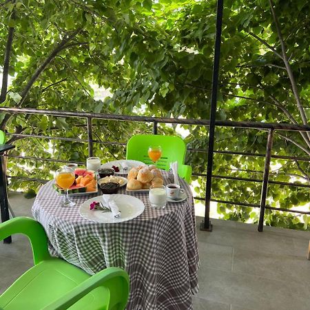 Hotel Vila Flowers Vlore Luaran gambar